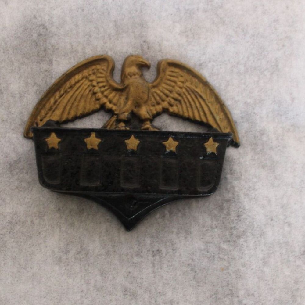 Vintage Cast Metal Eagle Emblem  5‑Star Shield  Mounting Pocket  Patriotic Decor
